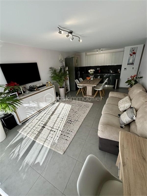 t3 à la vente -   83300  DRAGUIGNAN, surface 63 m2 vente t3 - UBI455718638
